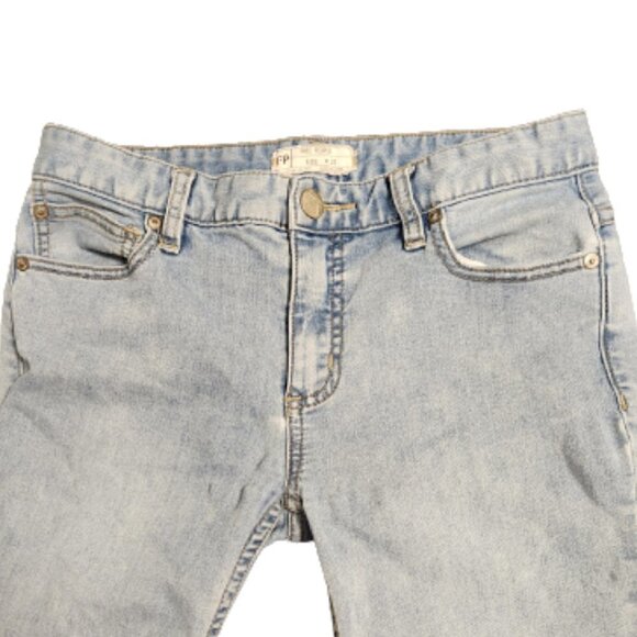 Free People Destroyed Ripped Knee Skinny Jeans  Size: W27 - Picture 7 of 8